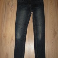tolle Skinny - Jeans here + There Gr. 146/152 Auswascheffekt top (0117)