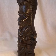 Ältere afrikanische Holz-Figur - " Mutter mit 3 Kindern "