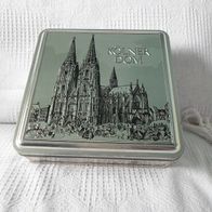 leere Dose mit Kölner Dom-Motiv (M#)