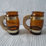 2 kleine Krüge mit Holzhenkel (M#)