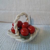 Korb mit Kirschen (M#)