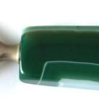 Edler Flaschenöffner mit grünem poliertem Steingriff