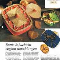 Bunte Schachteln elegant umschlungen (Deko-K) - Infokarte über