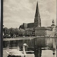 Schwerin, Pfaffenteich mit Dom SW. gel.1960 (87)