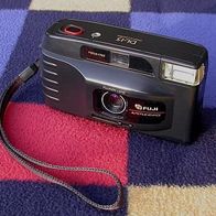 Fuji DL-15 Kleinbildkamera mit Blitz, keiner Mangel