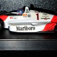 Marlboro Penske - # 1 E. Fittipaldi 1:43