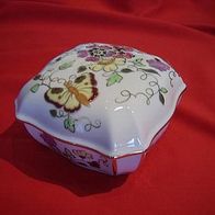 Zsolnay Porzellan Hungary