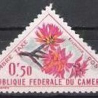 Schöne Briefmarke mit Motiv Blumen, dreieckig