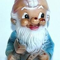 schöner alter Gartenzwerg bemalt aus Hartgummi