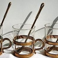 3 Teegläser mit Messing Halterung u. Löffel Glas Gläser