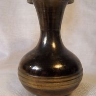 Kleine, massive, bronzierte Messing-Vase