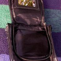Kleine Kulturtasche von Wella, mit Spiegel, schwarz
