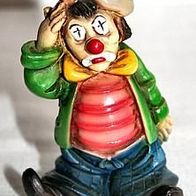Clown mit Beule und Eisbeutel handgemalt, ca. 8,5 cm hoch, Dekoration