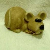 Süße Maus F.2 aus Keramik handbemalt