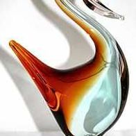 sehr schöner Pelikan aus altem Murano Glas