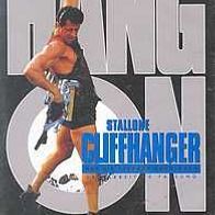 Sylvester Stallone * Cliffhanger * DRAMA in eisigen Bergen * Hochspannung !! * VHS