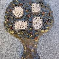 Keramik-Baum mit Edelsteinen