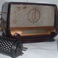 Ducritet -Thomson D.3923, miniatur Röhrenradio
