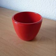 Kleiner roter glasierter Keramik Übertopf