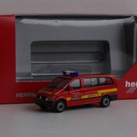 Herpa 048668 Mercedes-Benz Vito Bus "Feuerwehr Herzogenrath"