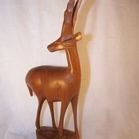 Alte, handgeschnitzte Holz-Figur - " Antilope " *