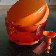 Tupperware Happy Chef in Orange