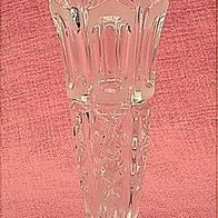 konische Kristall-Vase , Ornamente + geschliffene Applikationen - Höhe ca. 20 cm
