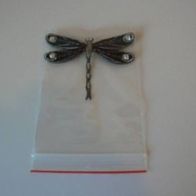 Brosche Schmetterling aus Stoff mit Sicherheitsnadel Farbe schwarz mit 5 Straßsteinen
