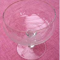 Konfektschale Bonboniere - Glasschale Klarglas mit Rosen Struktur - Handarbeit