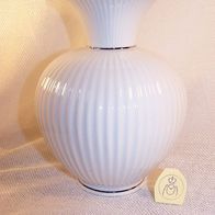 Gebr. Metzler & Ortloff - Ilmenau Porzellan Vase mit Silberdekor, 20er Jahre *