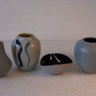 Drei kleine Keramik - Vasen u. eine kleine Keramik - Schale, 60ger & 70ger * **