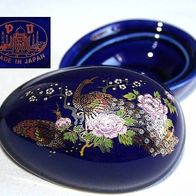 wunderschönes Porzellan Ei mit Blumen und Pfauen Dekor und sehr viel Gold