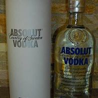 Absolut Vodka White Tin 700ml