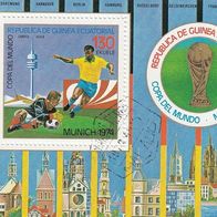 1974 Äquatorialguinea - Ajman Fussball WM Katalog-Nr. 346 als Block 95 gestempelt