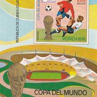 1974 Äquatorialguinea - Ajman Fussball WM Katalog-Nr. 346 als Block 96 ungestempelt