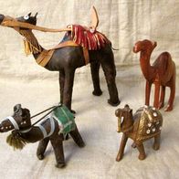 4 Stück Dromedar aus Holz & Leder * Tier Figur Kamel
