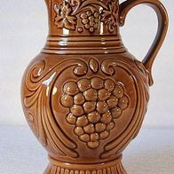 Keramik Wein-Kanne mit Weintrauben-Dekor, GDR-Keramik