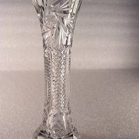 Kleine Kristallglas-Vase mit Sternschliff , VE2