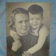 Großes Foto - Frau mit Kind