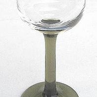Aperitifglas (3) - ähnlich einem Weinglas mit grünem Stiel