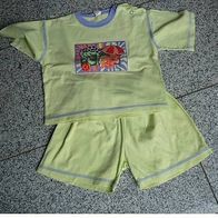 Süße Spiel-Kombination Shorts und Shirt in kiwigrün Gr. 80