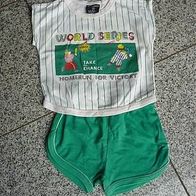 Süße Spiel-Kombination Shorts und Shirt grün weiß Gr. 92