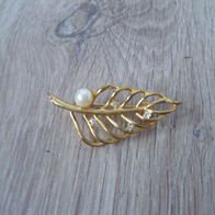 wunderschöne gold farbende Brosche, Tuchhalter mit Perle
