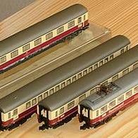 4x Fleischmann TEE-Fernschnellzugwagen DB 1x 8161 + 1x 8162 + 1x 8163 + 1x 8169