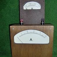 Alte Analog Ampere Anzeige Instrumente 5 Ampere und 40 Ampere