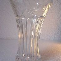 Sehr schön geschliffene, alte Kristallglas-Vase