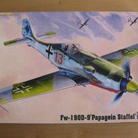 TOP!!! Mastercraft 030087 Focke-Wulf Fw-190D-9 Papageien Staffel 1:72 in OVP!!!