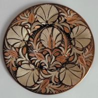 Wandteller aus Kupfer -Blumenmotiv-