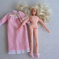 Textil - Barbie-Puppe mit Kleid, Mattel 1976