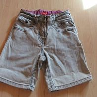 tolle trendige Jeans - Shorts / kurze Jeans ESPRIT Gr. 128/134 (0813)